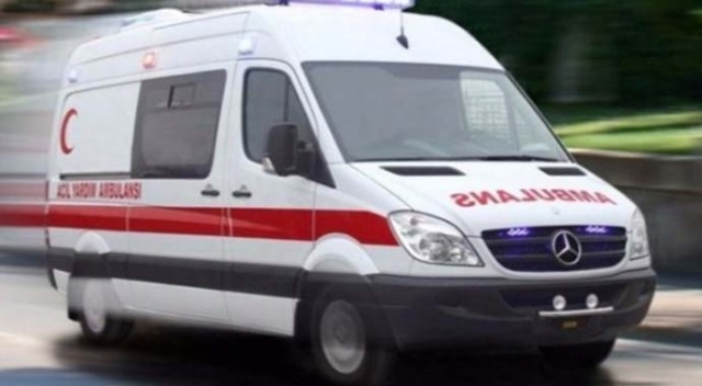 Askerleri taşıyan otobüs kaza yaptı: 7 asker hafif yaralı