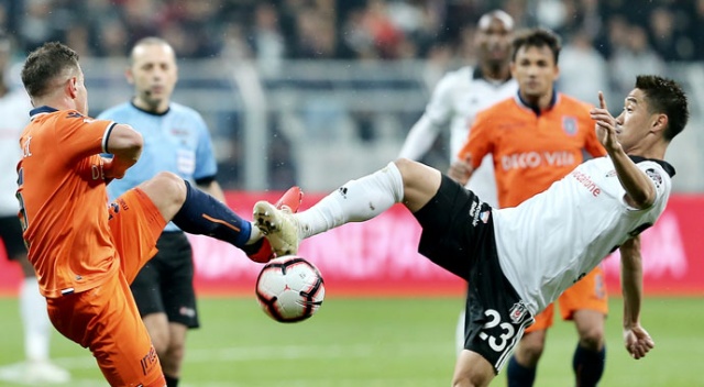 Başakşehir 13 maç sonra kaybetti Başakşehir 13 maç sonra kaybetti