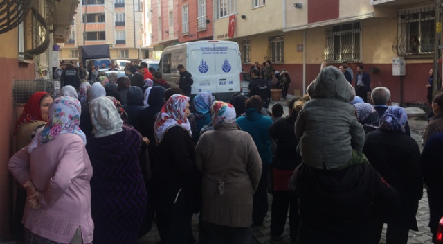 Boşanma aşamasındaki eşini bıçaklayarak öldürdü