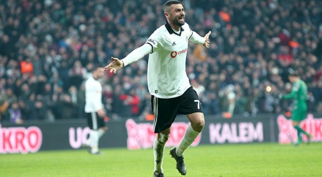 Burak Yılmaz: İyi ki Beşiktaş'a geri gelmişim Burak Yılmaz: İyi ki Beşiktaş'a geri gelmişim
