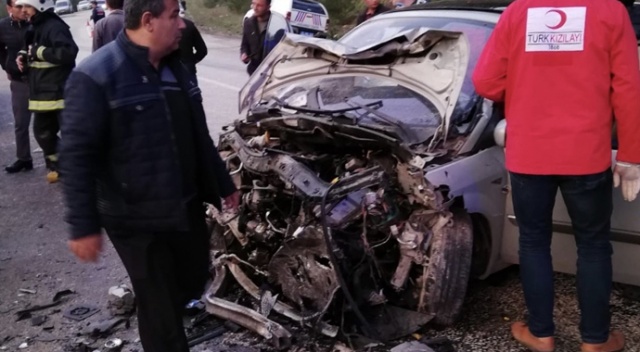 Bursa’daki feci kazada ölü sayısı 3’e yükseldi Bursa’daki feci kazada ölü sayısı 3’e yükseldi