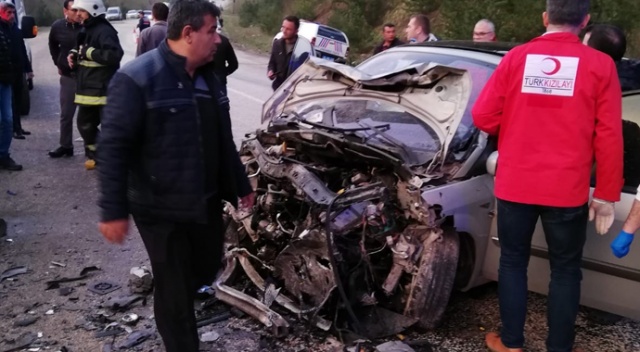 Bursa'nın Orhaneli ilçesinde kaza: 2 ölü, 8 yaralı Bursa'nın Orhaneli ilçesinde kaza: 2 ölü, 8 yaralı