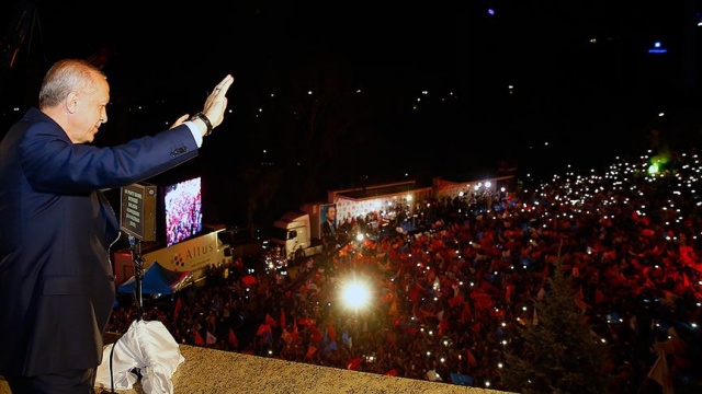 Cumhurbaşkanı Erdoğan: 'Milletimiz bugün bizi 15'inci defa sandıkta birinci yaptı'