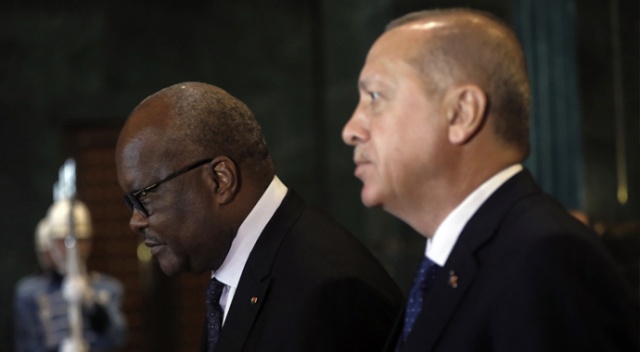 Cumhurbaşkanı Erdoğan: Sudan'ın süreci barış içinde atlatması en önemli temennim Cumhurbaşkanı Erdoğan: Sudan'ın süreci barış içinde atlatması en önemli temennim