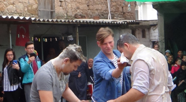 Damadın yumurtayla imtihanı