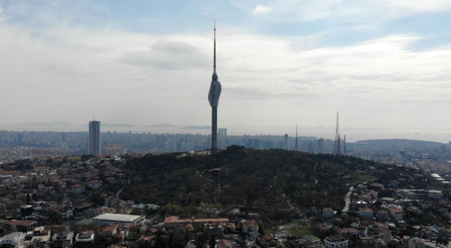 Dördüncü parçası da monte edilen Çamlıca Kulesi havadan görüntülendi