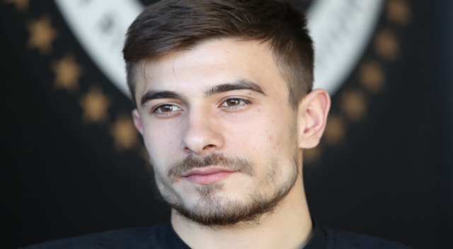 Dorukhan Toköz: Bu forma için ölsen, sana şehit derler Dorukhan Toköz: Bu forma için ölsen, sana şehit derler