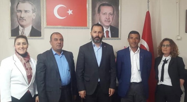 DSP'li meclis üyeleri AK Parti'ye geçti DSP'li meclis üyeleri AK Parti'ye geçti