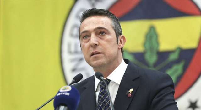 Fenerbahçe Kulübü Başkanı Koç: Bir Galatasaraylı kulübe 500 bin lira bağış yaptı Fenerbahçe Kulübü Başkanı Koç: Bir Galatasaraylı kulübe 500 bin lira bağış yaptı