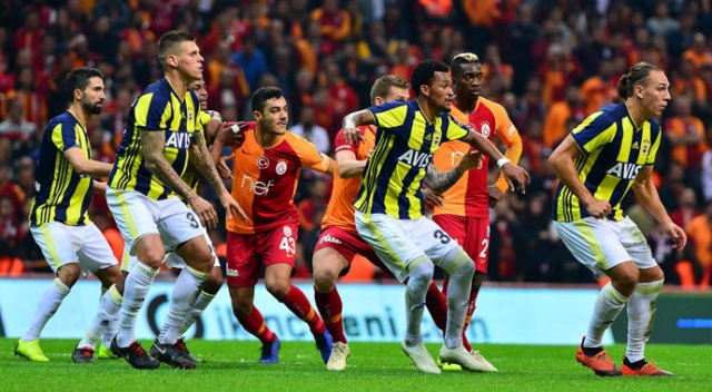 Fenerbahçe yabancılarla, Galatasaray yerlilerle Fenerbahçe yabancılarla, Galatasaray yerlilerle