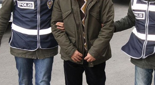 İzmir&#039;de PKK ile irtibatlı 8 kişi yakalandı