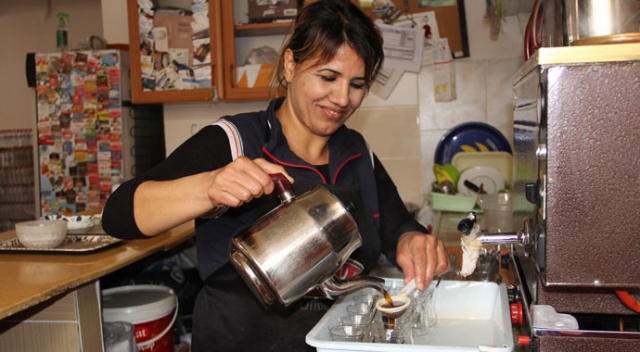 Kim demiş ‘kadından kahveci olmaz’ diye