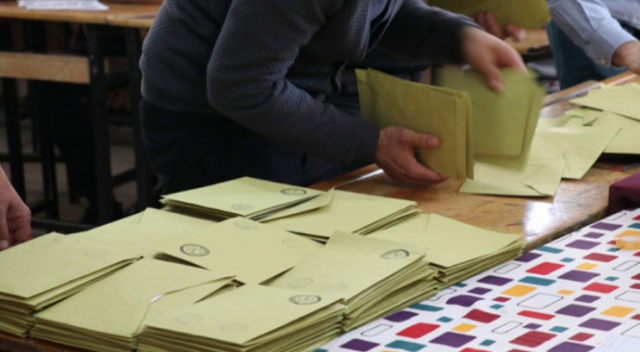 Kırklareli’de oylar yeniden sayıldı: 112 oy farkla Kesimoğlu kazandı Kırklareli’de oylar yeniden sayıldı: 112 oy farkla Kesimoğlu kazandı
