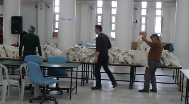 Malatya'da oylar yeniden sayıldı, seçim sonucu değişmedi Malatya'da oylar yeniden sayıldı, seçim sonucu değişmedi