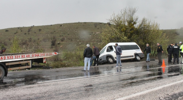 Müsabakadan dönen sporcular kaza yaptı: 15 yaralı