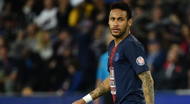 Neymar'a 3 maç 'VAR' cezası Neymar'a 3 maç 'VAR' cezası