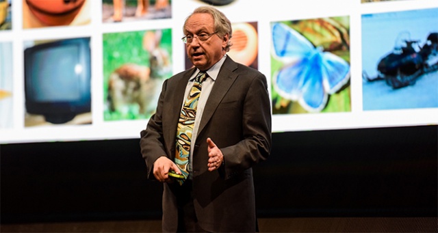 Rodney Brooks: 'Dijital inovasyon gençlerden kaynaklanıyor ve Türkiye bu konuda harika bir yer' Rodney Brooks: 'Dijital inovasyon gençlerden kaynaklanıyor ve Türkiye bu konuda harika bir yer'