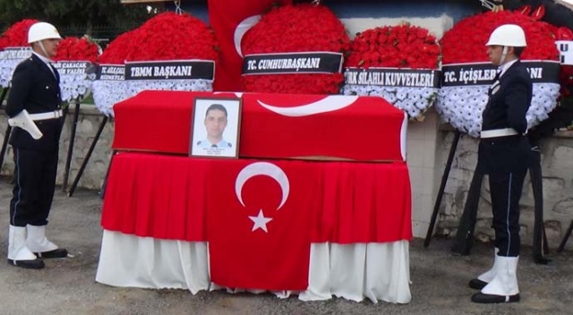 Şehit polis son yolculuğuna uğurlandı