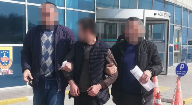 Sınava kurşun kalem yerine tabanca kurşunuyla geldi Sınava kurşun kalem yerine tabanca kurşunuyla geldi