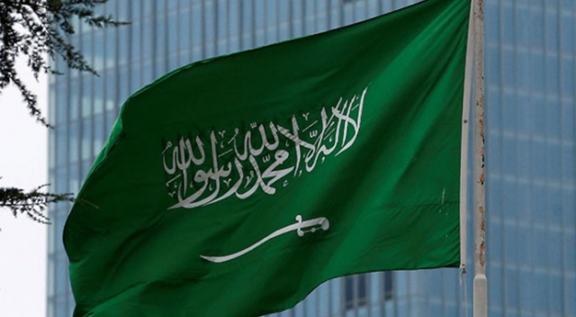 Suudi Arabistan'dan dolar açıklaması