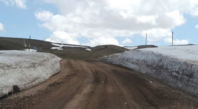 Tokat’ta Nisan ayında şaşırtan manzara