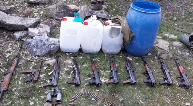 Tunceli'de PKK'ya operasyon! Mağara ve silah deposu imha edildi Tunceli'de PKK'ya operasyon! Mağara ve silah deposu imha edildi