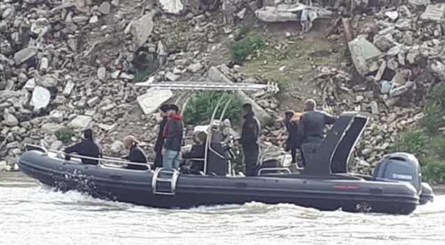 Türk dalgıçlar Dicle Nehri&#039;nden 2 ceset çıkardı