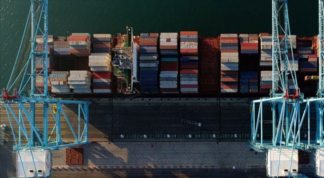 Türkiye şubatta AB ile ticaret fazlası verdi Türkiye şubatta AB ile ticaret fazlası verdi