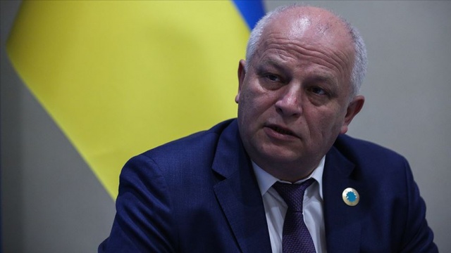 Ukrayna Rusya'ya yaptırımları genişletti Ukrayna Rusya'ya yaptırımları genişletti