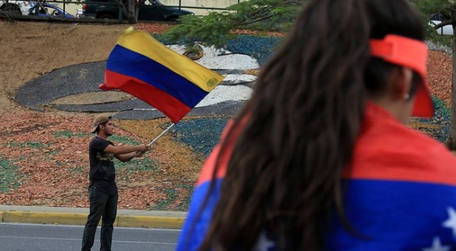 Venezuela&#039;da taraflar yeniden sokağa çıkacak