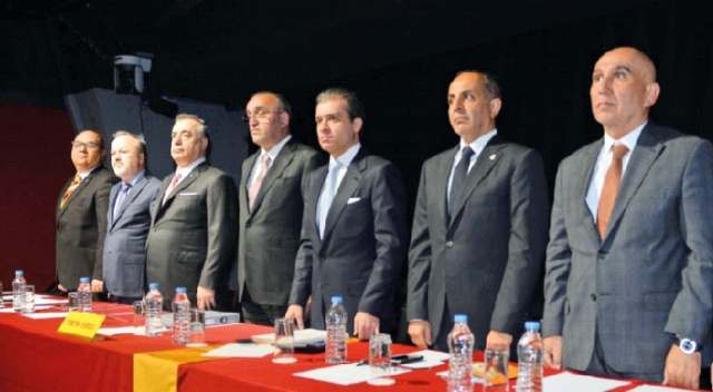 Yangınla uğraşıyoruz!