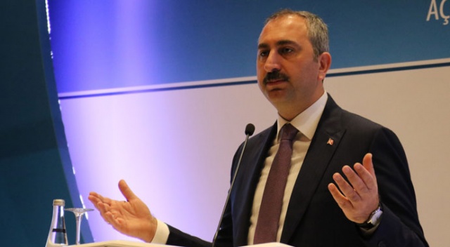 Bakan Gül: 'Adalet alanında yeniliği besleyen temel değer istatistik sistemidir' Bakan Gül: 'Adalet alanında yeniliği besleyen temel değer istatistik sistemidir'