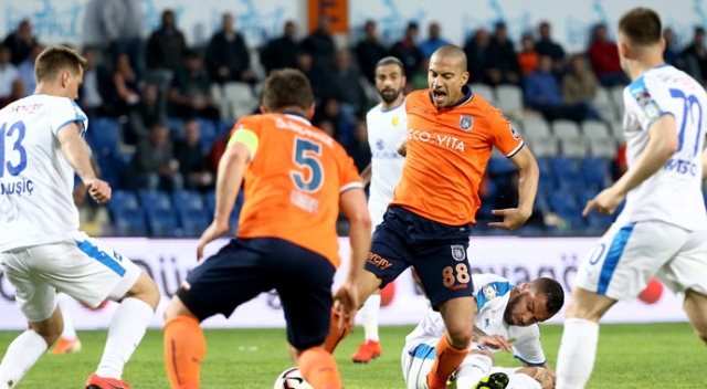 Başakşehir geriden gelerek kazandı! (Medipol Başakşehir 2-1 Ankaragücü) Başakşehir geriden gelerek kazandı! (Medipol Başakşehir 2-1 Ankaragücü)