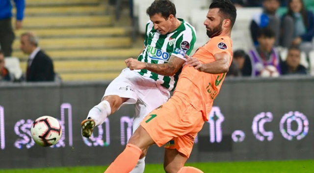 Bursaspor'un golcüleri sınıfta kaldı Bursaspor'un golcüleri sınıfta kaldı