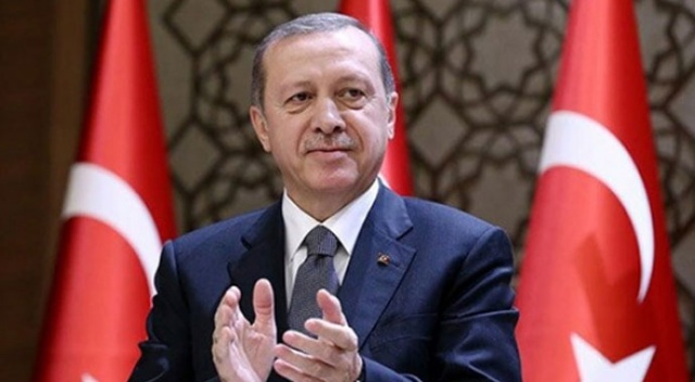 Cumhurbaşkanı Erdoğan, Galatasaray'ı tebrik etti Cumhurbaşkanı Erdoğan, Galatasaray'ı tebrik etti
