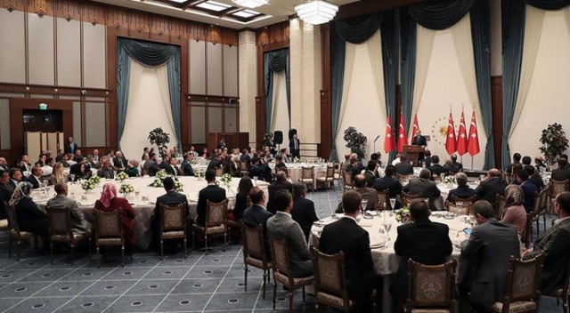 Cumhurbaşkanlığı Külliyesi'nde 1 Mayıs yemeğine katılanlar duygularını anlattı Cumhurbaşkanlığı Külliyesi'nde 1 Mayıs yemeğine katılanlar duygularını anlattı
