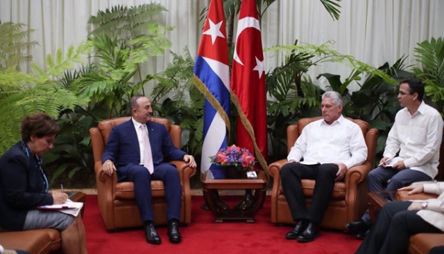 Dışişleri Bakanı Çavuşoğlu Küba Devlet Başkanı Canel ile görüştü Dışişleri Bakanı Çavuşoğlu Küba Devlet Başkanı Canel ile görüştü