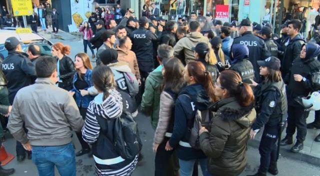 Diyarbakır’da izinsiz açıklamaya 27 gözaltı Diyarbakır’da izinsiz açıklamaya 27 gözaltı