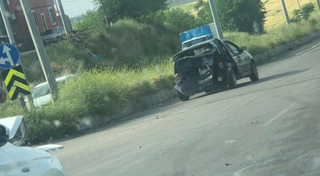Diyarbakır’da trafik kazası: 2 yaralı Diyarbakır’da trafik kazası: 2 yaralı