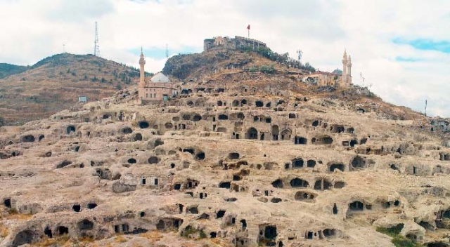 Dünyanın en büyük yeraltı şehri turizme kazandırılıyor Dünyanın en büyük yeraltı şehri turizme kazandırılıyor