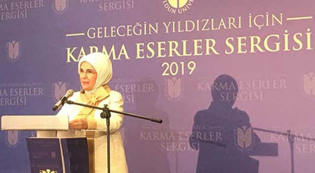 Emine Erdoğan, Çamlıca Camisi'nde sergi açılışını yaptı