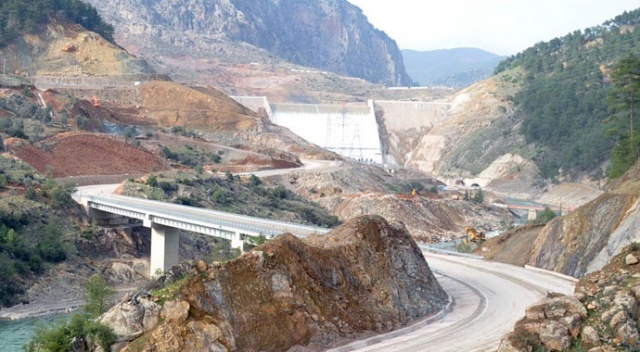 Facia yaşanan barajın kapağı yine patladı Facia yaşanan barajın kapağı yine patladı