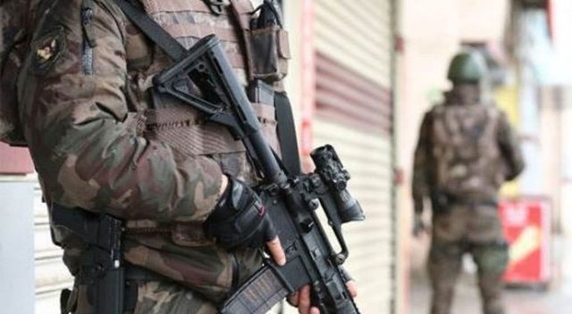 Hakkari’de terör operasyonu: 4 gözaltı