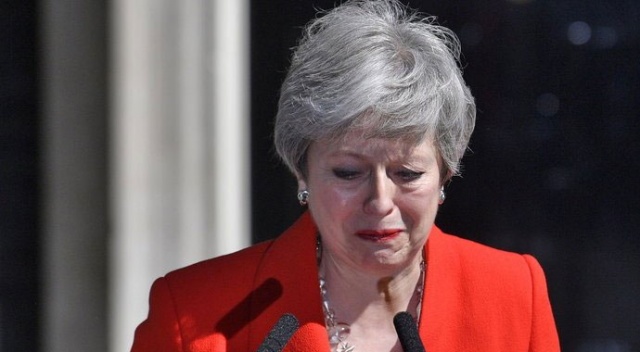 İngiltere Başbakanı May’den seçim açıklaması