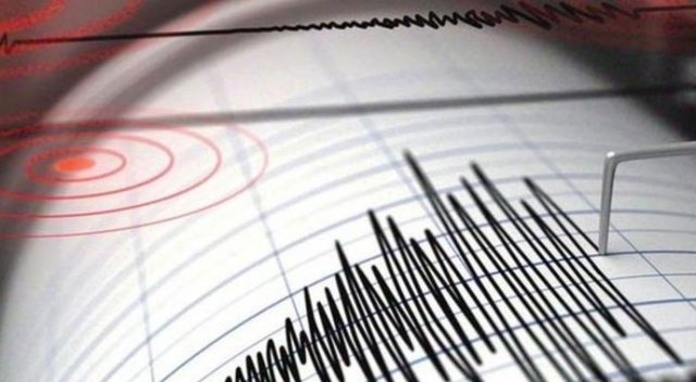 İran'da korkutan deprem