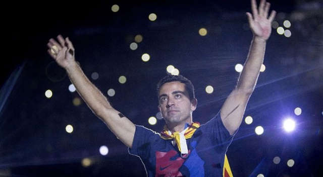 İspanyol futbolcu Xavi Hernandez futbolu bırakıyor