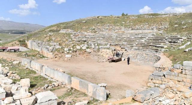 Isparta’daki 5 bin yıllık antik kent: Pisidia Antiokheia Isparta’daki 5 bin yıllık antik kent: Pisidia Antiokheia