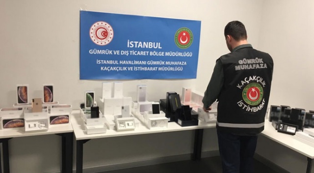 İstanbul Havalimanı’nda 8 milyon liralık kaçak cep telefonu operasyonu