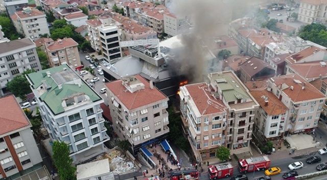 Kadıköy’de hastanede yangın paniğinin havadan görüntüleri ortaya çıktı