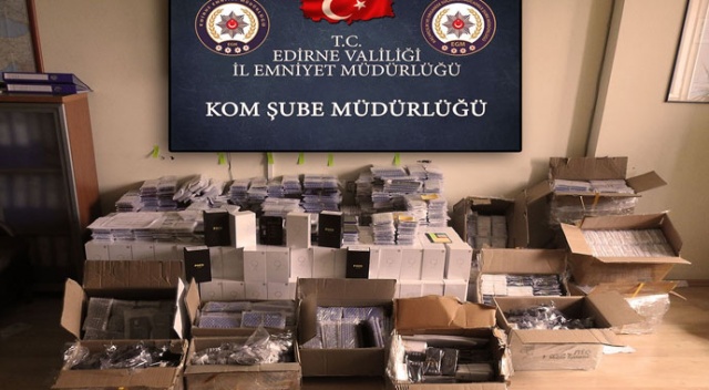 Kapıkule’de 5 milyon TL’lik vurguna polis ‘geçit’ vermedi Kapıkule’de 5 milyon TL’lik vurguna polis ‘geçit’ vermedi